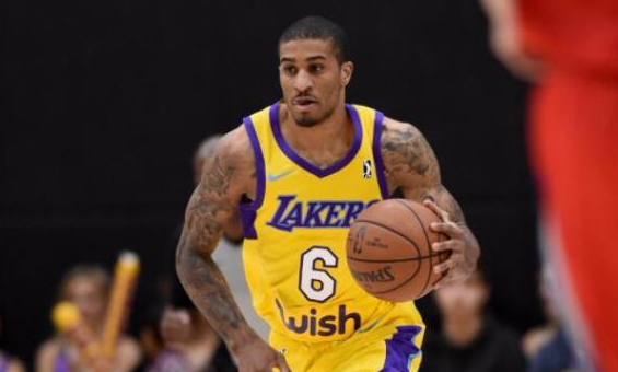 更注重军事 更注重军事