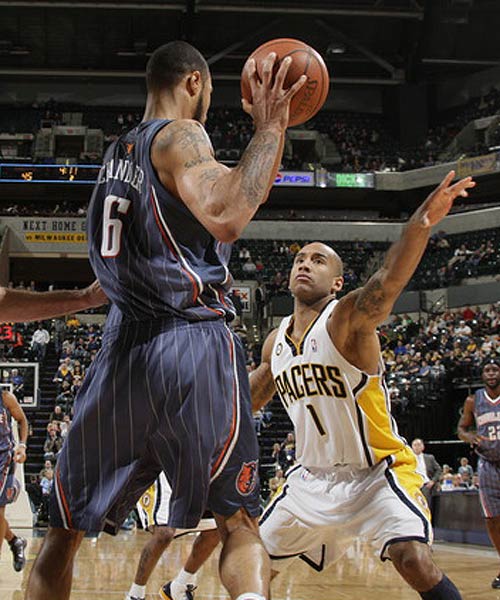 冠的悬念似 冠的悬念似